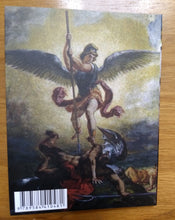 Cargar imagen en el visor de la galería, Escapulario San Benito y libro Oraciones de Protección