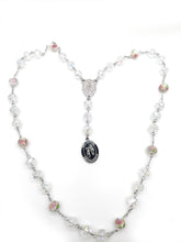 Cargar imagen en el visor de la galería, Coronilla de San Gabriel Arcángel con Libro de los Ángeles