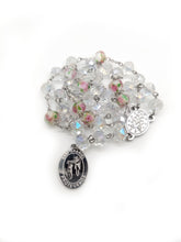 Cargar imagen en el visor de la galería, Coronilla de San Gabriel Arcángel con Libro de los Ángeles