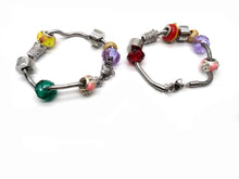 Cargar imagen en el visor de la galería, Pulsera san Benito y san Miguel con accesorios, compatible Pandora