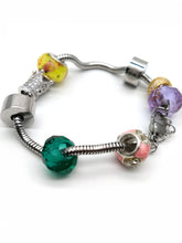 Cargar imagen en el visor de la galería, Pulsera san Benito y san Miguel con accesorios, compatible Pandora