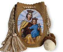 Cargar imagen en el visor de la galería, Bolsos en pedreria tipica con la Virgen