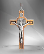 Cristo san Benito madera de Olivo