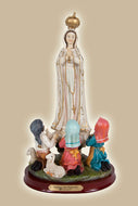 Virgen de Fatima con pastorcitos