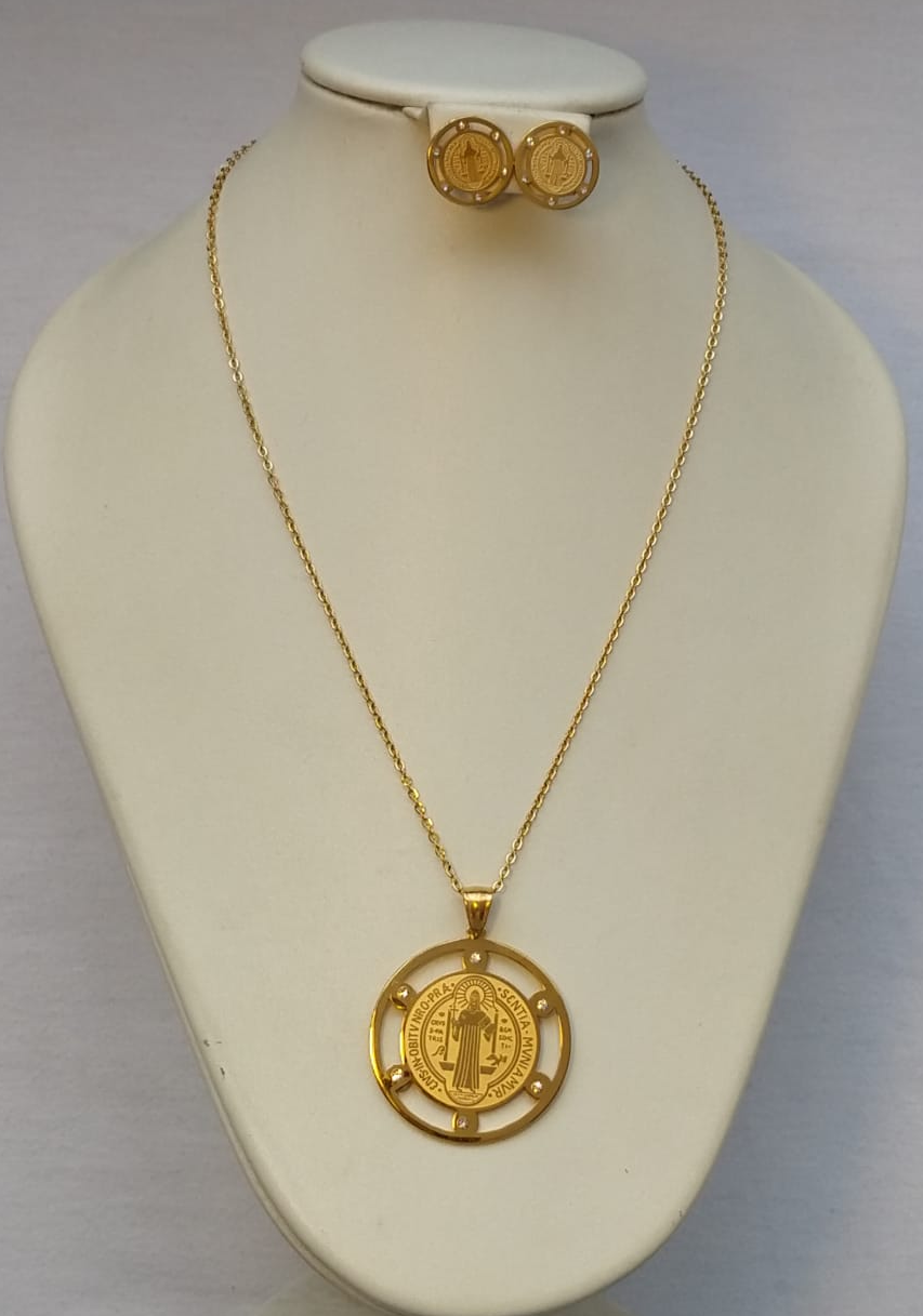 Juego san Benito con Zircones y aretes