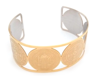 Brazalete San Benito, en acero. Medallones