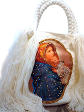 Cargar imagen en el visor de la galería, Bolsos en pedreria tipica con la Virgen
