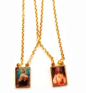 Escapulario Nuestra Señora del Carmen. Acero Dorado