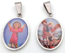 Cargar imagen en el visor de la galería, Medalla San Miguel Arcángel Resinada
